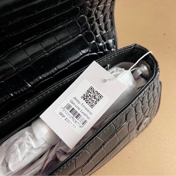 Genuine leather Handcrafted with detachable chain purse / shoulder bag - Picture 7 of 8